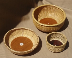 3 round baskets